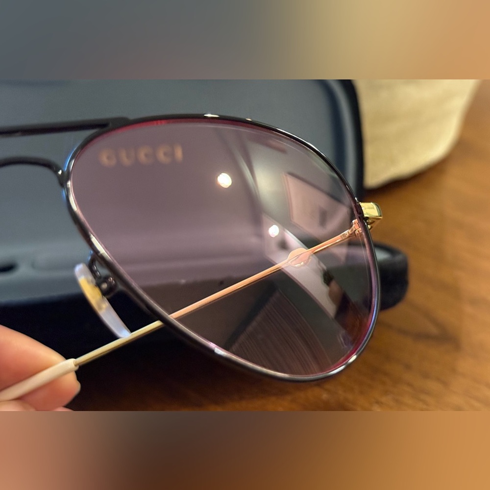 Gucci Aviator Sunglasses with Pink Lenses - Picture 5 of 8